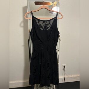 Chic Black Sleeveless Midi Dress